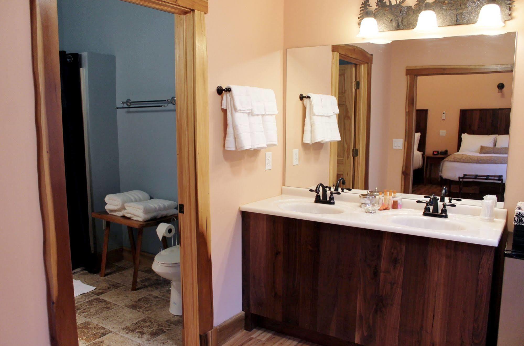 Fenton Inn Nellysford Εξωτερικό φωτογραφία